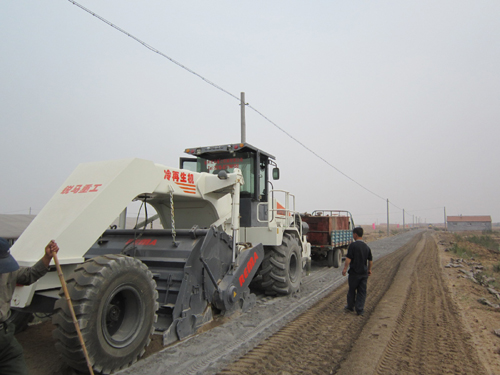 WR450，東營鄉(xiāng)鎮(zhèn)路冷再生