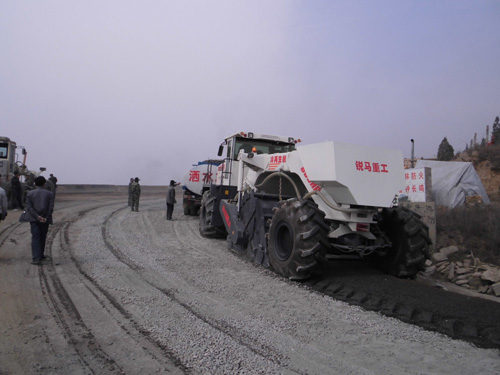 WR2300E，延安盤山道冷再生