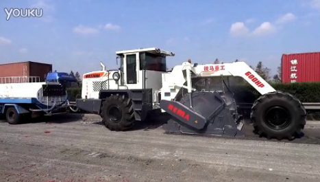 WR2300E，上海高速公路路基冷再生